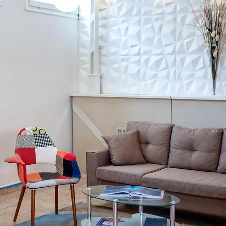 Byron 아파트호텔 2*