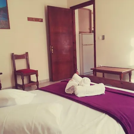 Apart-hotel Byron 2*