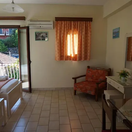 Apart-hotel Byron 2*