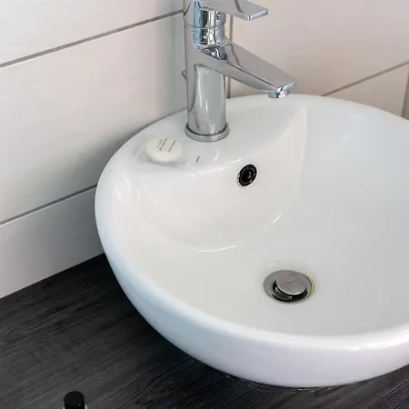 Byron Apartmanhotel 2*