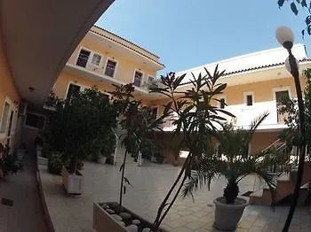 Byron Apartmanhotel 2*