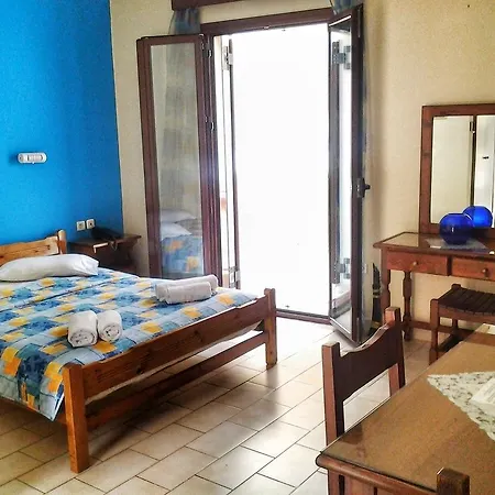 Byron Ξενοδοχείο με διαμερίσματα Αργοστόλι