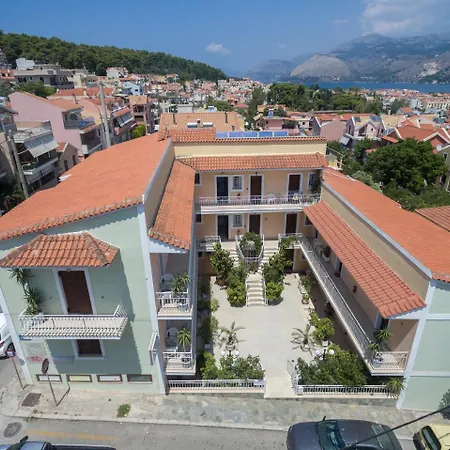 Byron Ξενοδοχείο με διαμερίσματα 2*